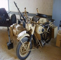 BMW 1940 R 75 Schweres Krad mit Beiwagen BMW R 75  Divers Musées