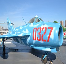 Pologne PZL-Mielec Lim-5  USS Intrepid