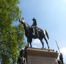 Londres Aldershot Equestrian statue of the Duke of Wellington