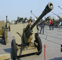 Canon 76-mm M1942 ZiS-3 Moscou