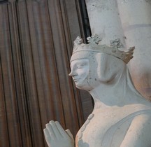 Seine St Denis St Denis Basilique.Beatrice de Bourbon Statue