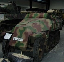 SdKfz 251-7 Pionnerwagen Saumur Munster