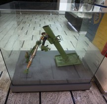 Mortier  60 mm Brandt modèle 1935-M 44 Bucarest