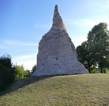 Saône et Loire Autun Pyramide de Couhard