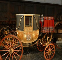 1810 Berline à 3 Glaces Améthyste Versailles Grandes Ecuries Musée des Carrosses