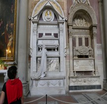 Florence Basilica di Santa Croce Intérieur Tombe de Rossini