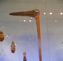 2.1 Age Bronze Moyen Moye,  900 Av JC Hache du Yorkshire  London Museum