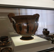 Grece Attique Cratère à Volutes  Vie d'Achille Ferrare