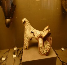 Cavalerie Selle Renaissance Atelier Allemand Plaque Os  Bologne Museo Civico Medievale