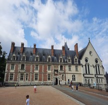 Loir et Cher Blois Chateau Aile Louis XII entrée