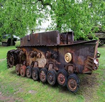 Panzer IV  Carcasse Muzeum im. Orla Bialego Pologne