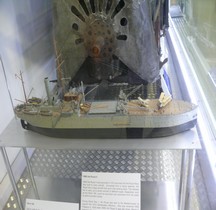 Tranporteur Hydravions HMS Ark Royal II 1914  Maquette Yeovilton