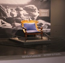 1945 Fauteuil Procés Philippe Pétain Paris Invalides