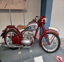 Jawa 1951 250 11  Perak Prague