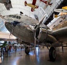 Boeing 1938  307 Stratoliner Centre Steven F. Udvar-Hazy