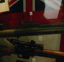 M72 LAW 66mm HEAT L1A1 IWM