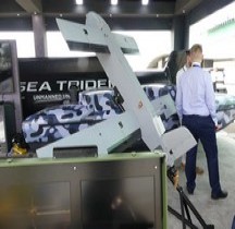 UAV Drone AQ 180 CLEAVER  Munition Rôdeuse Portée Moyenne Terminal Autonomy,  Eurosatory 2026