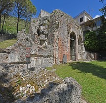 Cassino Casinum Tomba di Ummidia Quadratilla