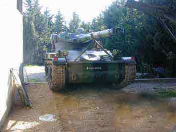 AMX 13/ 90