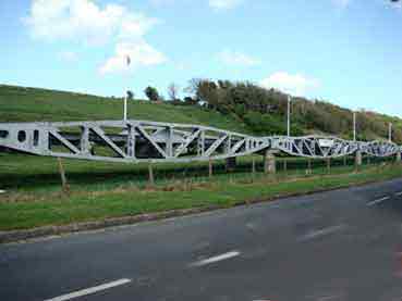 Calvados .Arromanches Passerelle Flottante Whale