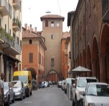 Bologna Porta Torresotte Via Castiglione