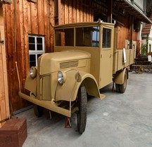 Ford V 3000 S Holzfahrerhaus 1944