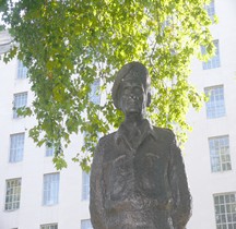 Londres Whitehall Statue of the Viscount Montgomery