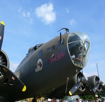 Boeing B-17 G Flying Fortress Pink Lady  La Ferte Alais