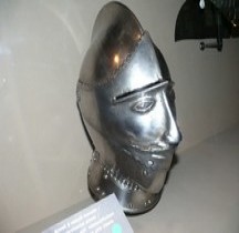 1510 Armets à Mezail Humain Paris MA