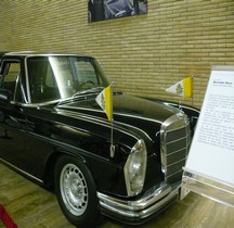 Mercedes 1966 300 SL Limousine Papamobile 1966 Vatican