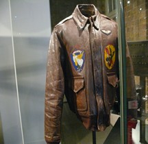 1943 Aviation USAAF Type A-2 leather flight jacket  Londres IWM