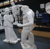 Statuaire Grèce Frankfurt Liebieghaus Skulpturensammlung Athena et Marsyas Copie Montpellier