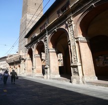 Bologna Basilica dei Santi Bartolomeo e Gaetano