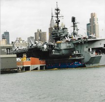 Porte avions CV 66 USS America