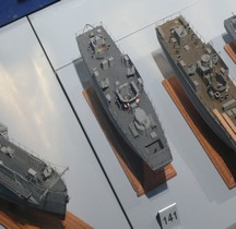 Landing Craft Support large Maquette Paris