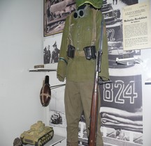 1943 Heer DAK  Obergefreiter mitt Feldanzug M 43 des Deutschen Afrika Korps Tunisie  Bruxelles