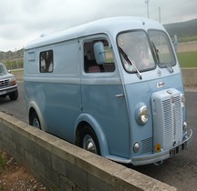 Peugeot 1955 D 4 Poussan