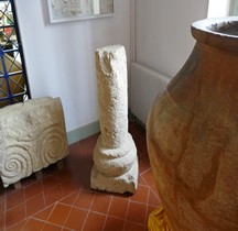 Habitat Celtes du Sud Oppidum Habitat Décorations Colonnes Ensérune