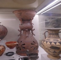 Etrurie Céramique Holmos et Hypocraterium Cerveteri  Holmos et Hypocraterium  Rome MNE