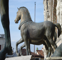 Statuaire Grèce Cavalli San Marco Venise