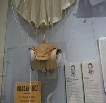 2°GM 1944 Pigeon Parachute Container Paris Arnhem