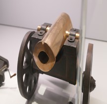 1860 Canon Ame Elliptique Vitton Mkt Paris