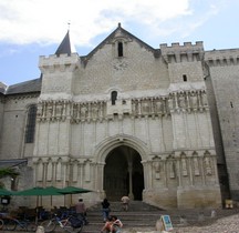 Maine et Loire  Candes St Martin Collégiale