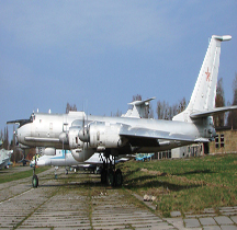 Tupolev TU 142  Bear F