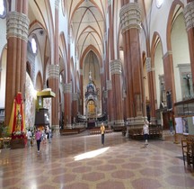 Bologna Basilica San Petronio Interieur