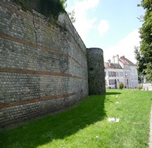 Seine et Marne Meaux Remparts