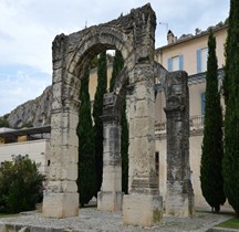 Vaucluse Cavaillon Arc de Triomphe