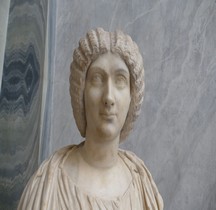 Statuaire 6 Empereurs 1.1 Julia Domna Vatican