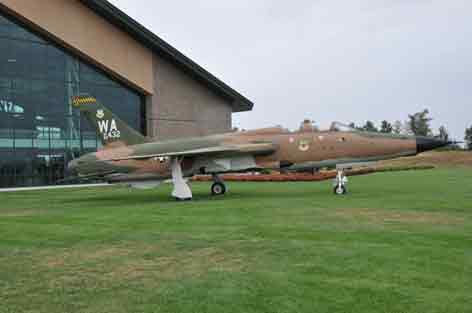 Republic F 105 G Thunderchief Evergreen