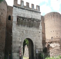 Rome Mura del URBS Rome Mura Aureliane Rione Saba Porta Latina